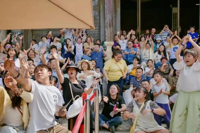 假日接待游客192.81万人次、揽金超11亿——花溪文旅的“高流量”与“高留量”