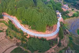 宜宾市叙州区：拼经济搞建设 农村公路建设热火朝天图片