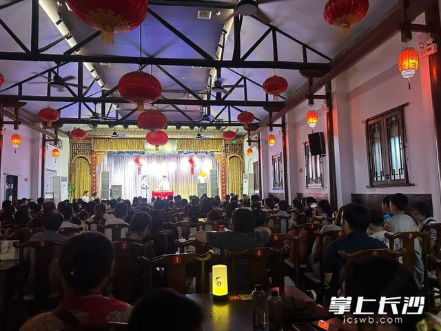 芙蓉区双节文旅势头足！白果园国金中心领跑，老街新景酿出地道长沙味