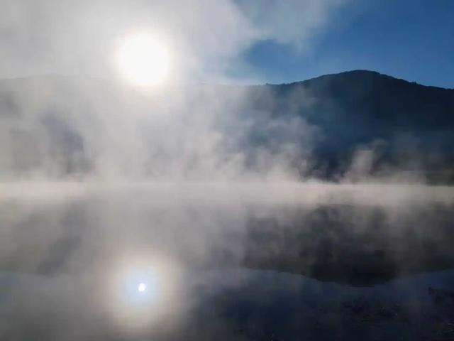 冬日雾色里的禄劝：一半仙境，一半人间