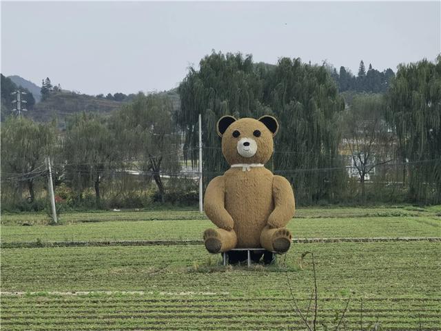 【万里边疆国旗红】行走黔北红色地标 追寻长征印记