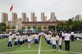 启蒙养正 礼启未来——滨城区清怡小学举行一年级军训汇演暨“开笔礼”活动图片