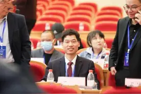 吴招托：一位执着追求卓越的企业家图片