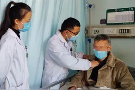 吸烟一时爽？小心“肺大疱”！图片