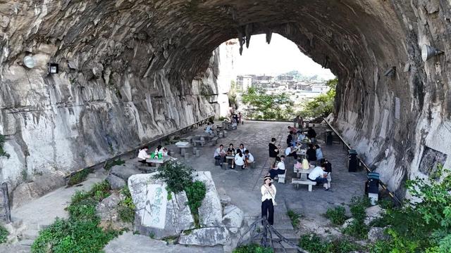 暑热当道，这些“空调房”桂林人特别爱去