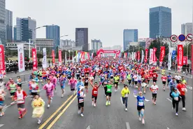 跑出“龙马精神”！2025重庆铜梁马拉松23日开跑图片