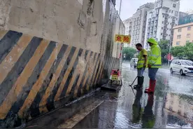 东莞长安全力防御暴雨 确保市民安全图片