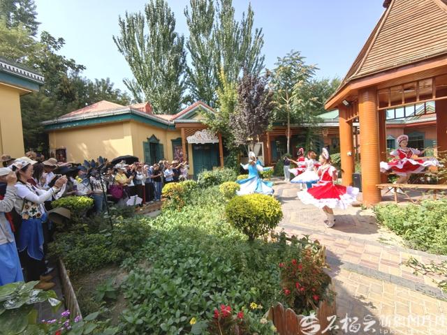 砥砺奋进七十载 天山南北谱华章丨六星街绘就文旅融合新图景