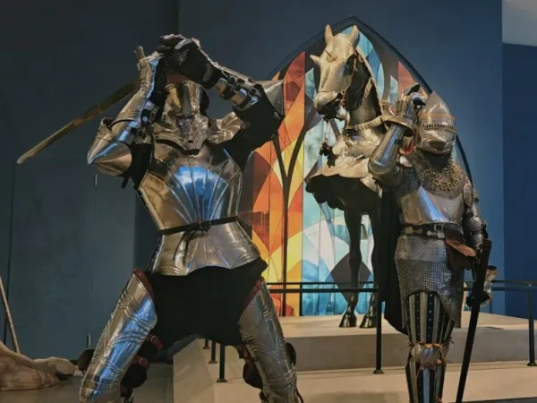 秦淮有展 | 12月展览推荐，赴一场冬日文艺之约~