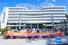 运动会媒体采风团走进海润黄金珠宝产业园 探索珍珠文化魅力图片