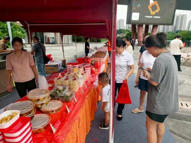 “夏夜音浪 市集狂欢” 演绎活动（百姓舞台）线上报名啦！