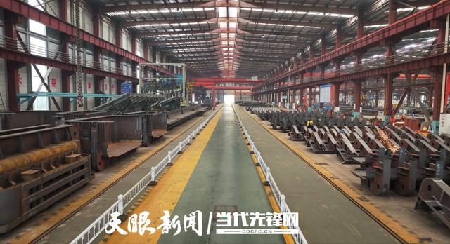 从世界第一高桥，“桥”见“贵州制造” | 七治压力容器制造有限责任公司为花江峡谷大桥供材6480吨，占全桥总重三分之一