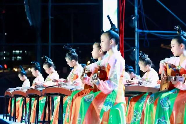 绥阳：音乐美食聚人气 文旅融合促消费