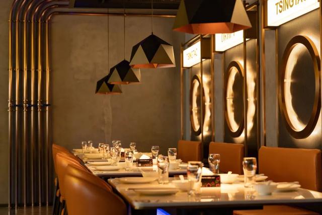 霓虹初上时，看见夜青岛的AB面~