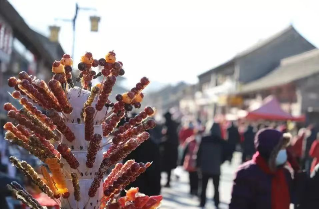 璀璨无比！龙庆峡冰灯今天正式开门迎客 | 周末京郊微度假