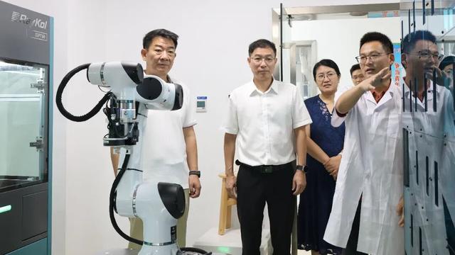 共绘实验室智能化未来新蓝图——福建省质检院与ISO/TC 336展开高层对话