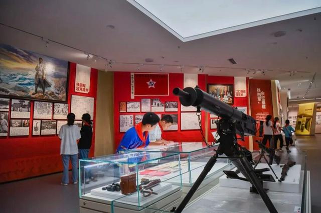 国庆假期 | 红色文旅“炫”科技 VR体验受热捧