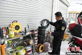 广西连夜调查涉非标电线电缆厂商 封存送检大量涉案产品图片