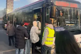 南京地铁10号线预计3月1日全线恢复常态运营，通勤上班族：提早半小时出门图片