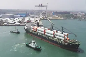 烟台市蓬莱区：百亿级风电航母借风出海 高歌猛进图片