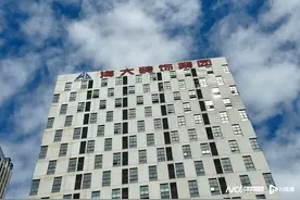 对话朋友圈卖股权的董事长高峰：企业做了31年，倒下太可惜图片