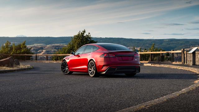 特斯拉 Model S/X 回归，近百万售价未变，马斯克却另有所爱
