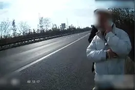 “换一只轮胎需要4000元钱吗？”驾驶员差点被“宰”，民警指点迷津图片