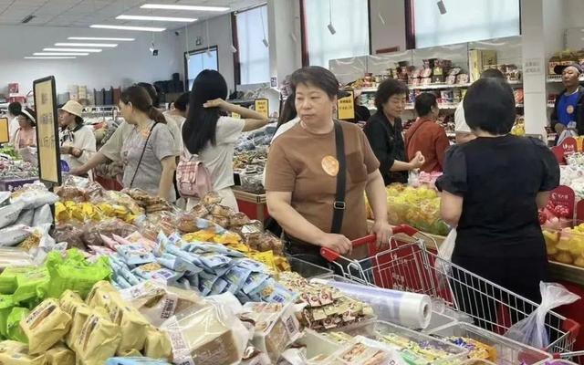 河北这座县城，为什么能成为“华北零食柜”？还有……