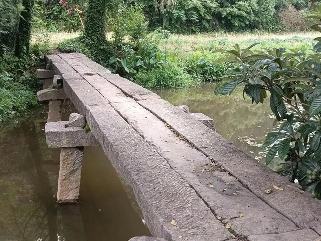 汇龙潭丨石板桥