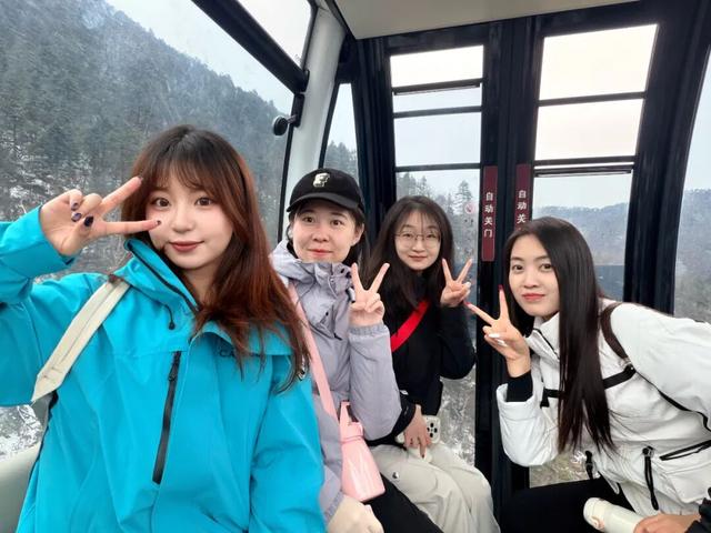 陕西中旅考察团走进太白山