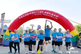 致每一位为爱奔赴的你！2024年潍坊市有10.69万人次参加无偿献血图片