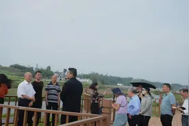 邻水县作家协会开展主题采风活动图片