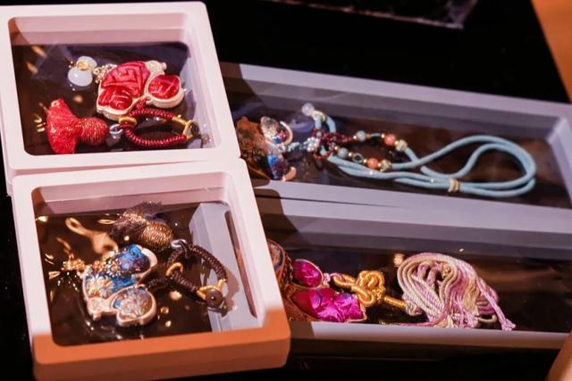 从“深呼吸”到“深合作”：呼和浩特与深圳签约完成！青城即将迎来新玩法