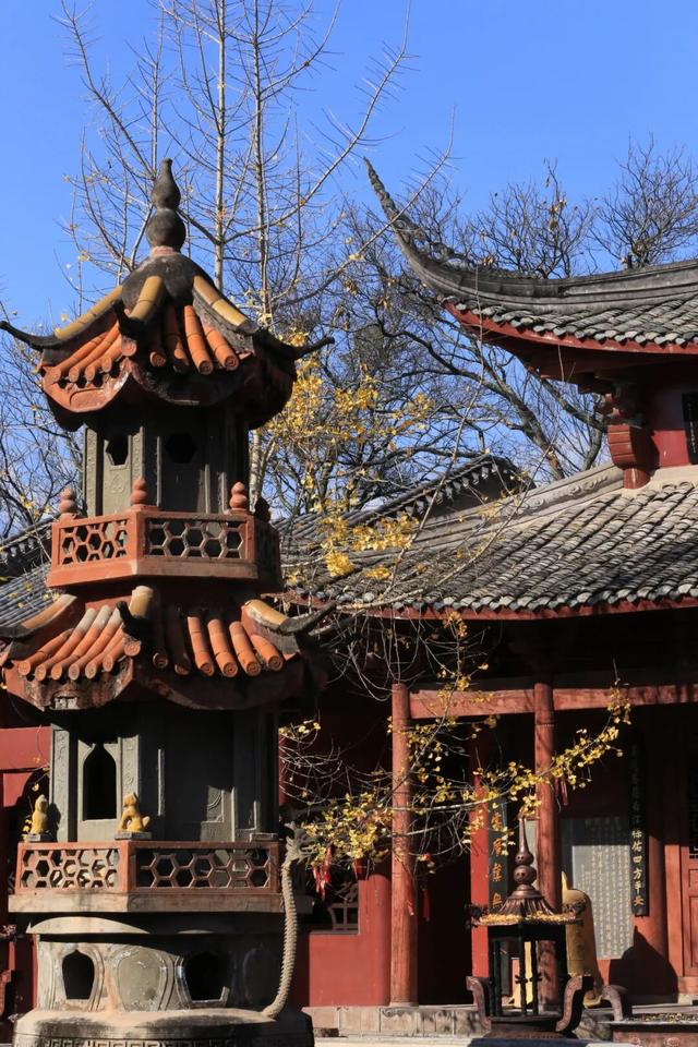 探索之旅 | 漫步天皇寺、探访砂陶坊!跟着大理“喜林苑”创始人林登游越西