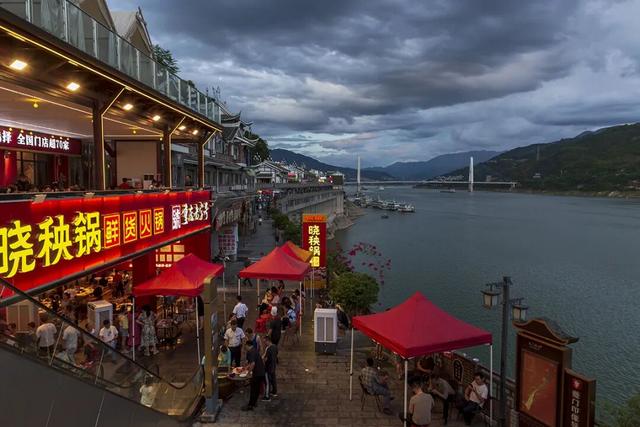 杜万红·长江水