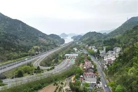 在“文旅促融”赋能下，“凤凰的后裔”如何飞出湖畔山乡图片