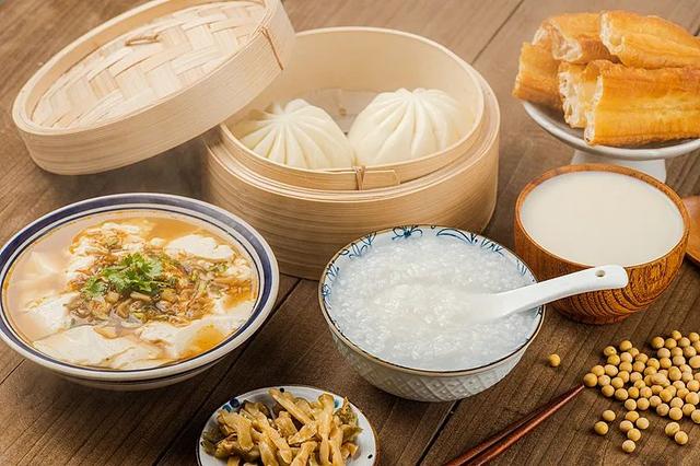 几点睡觉算熬夜？不是11点也不是12点，很多人错了