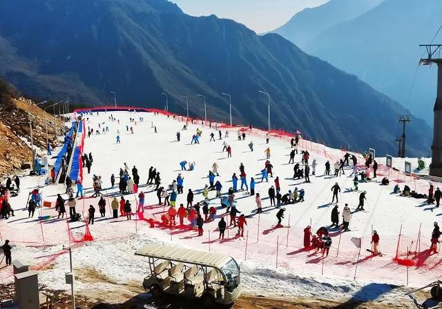 平武县发力“冰雪+” “冷资源”带动“热经济”