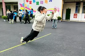 吉安市石阳小学：体育赛事燃激情，学子拼搏展风采图片