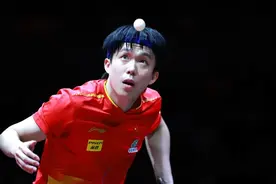 王楚钦自证：我的眼睛就是尺！克服阴影打出解气一战！球拍胶皮谜案，答案意外？图片