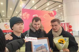 把618张抗战照片留在中国，法国小伙马库斯：我不是英雄图片