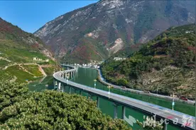 这个县“藏”在深山森林里，却正在成为人们的周末新去处！图片