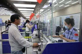 青岛机场口岸出入境旅客破100万人次 口岸客流量居全省首位图片