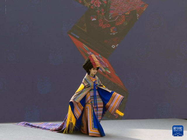 四川汶川县：欢天喜地过羌年