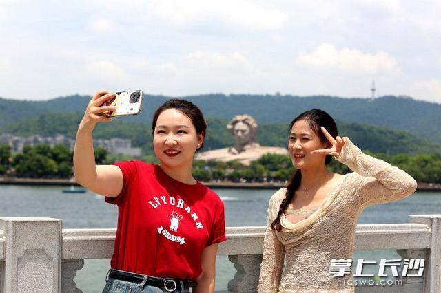 组图｜打卡长沙 热情高涨