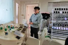 黑灰产工作室为境外诈骗集团养号引流，冒充美女与男性裸聊后敲诈勒索图片