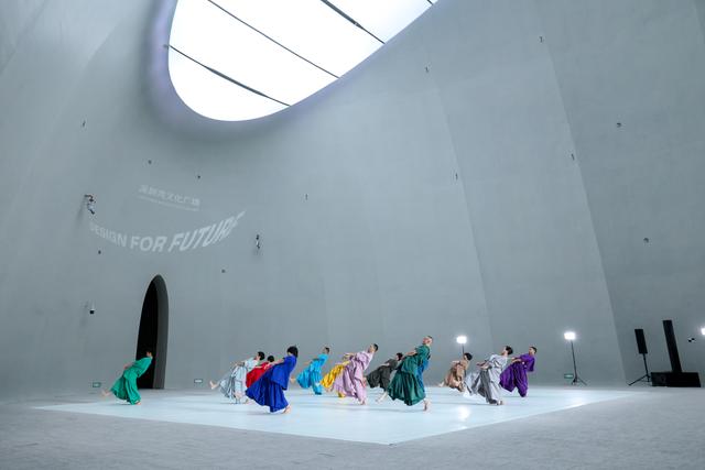 深圳湾文化广场“水落石出”  大湾区文化地标“上新”