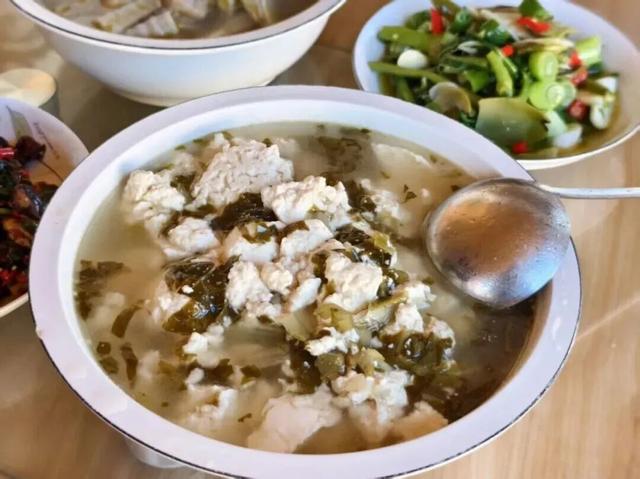 原来泸定不止泸定桥！4天深度游挖到宝了