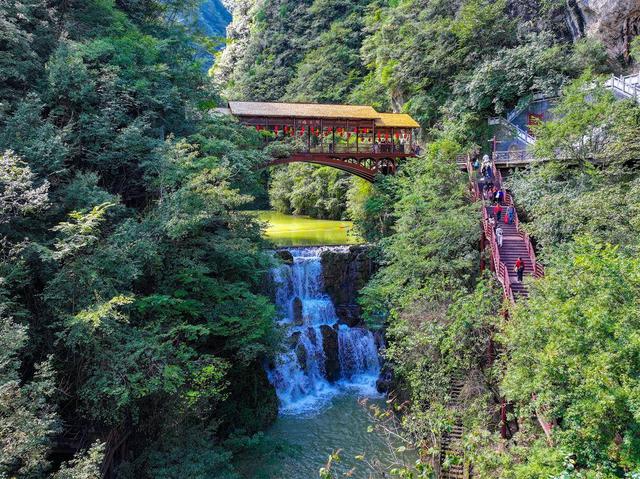 湖北荆山楚源生态文化旅游开发有限公司总经理李琼：干部拼在一线 保康力促五道峡景区国庆焕新迎客