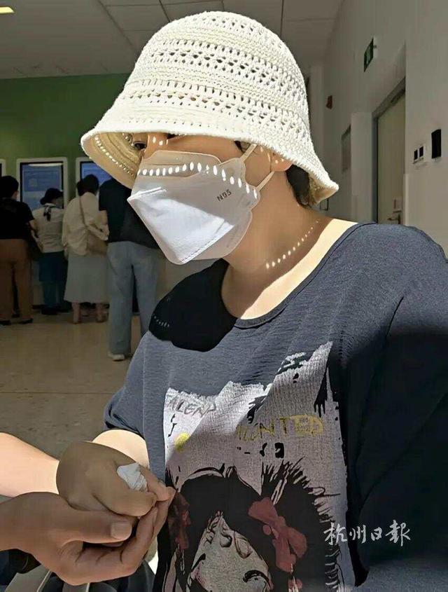 女子确诊白血病，男友为给她签字试药坚持领证结婚：她现在只有我了，这是她唯一活下去的机会